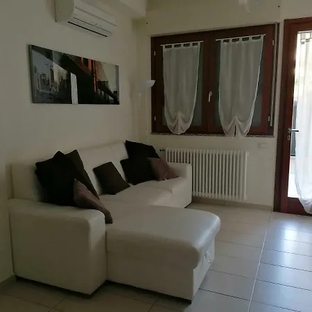 Elegante Nuovissimo Ferienhaus *